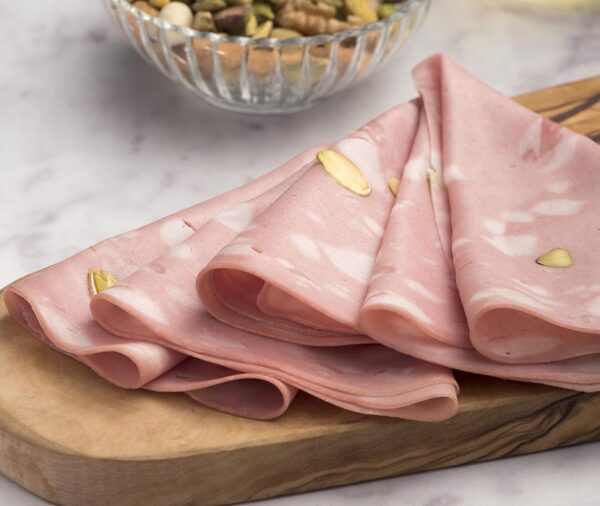 Mortadella z pistacjami