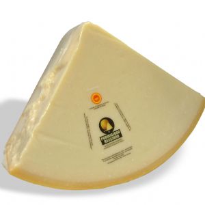 Włoski ser Parmigiano Reggiano