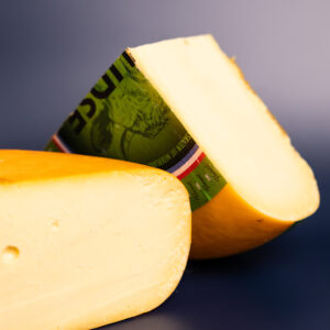Gouda Veenland Young – łagodny ser dla całej rodziny. Ser holenderski Gouda Veenland Young