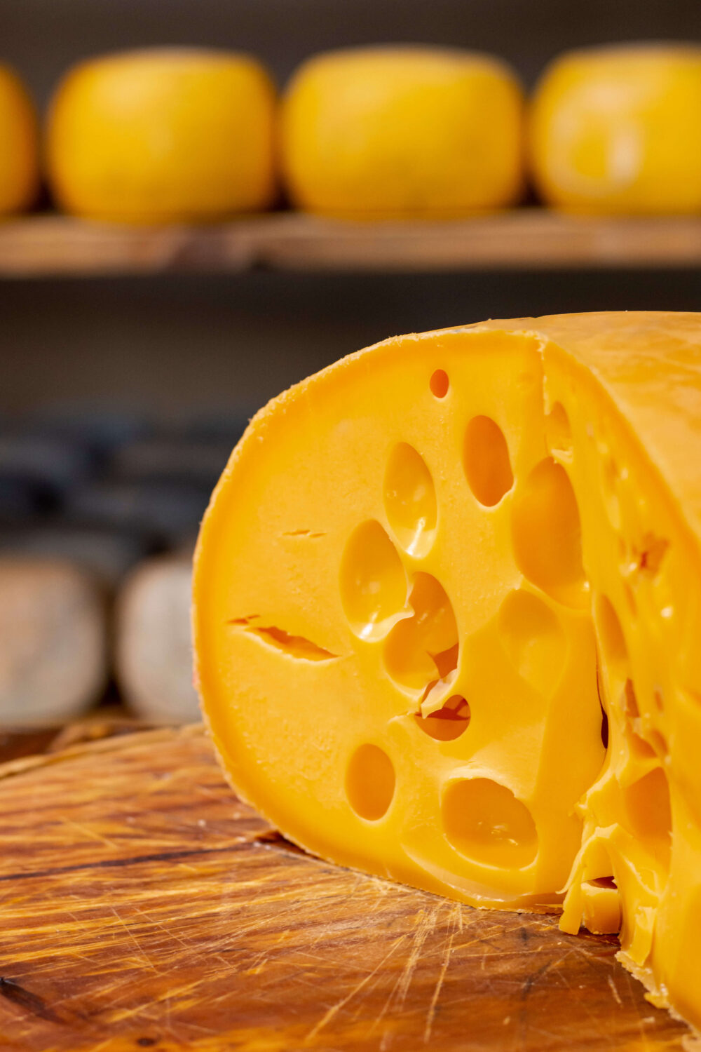 Ser szwajcarski Emmentaler