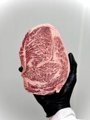 Stek ribeye Wagyu A5 BMS 11/12